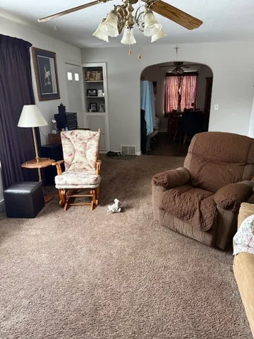 $142,000 | 210 West South Street, Sheffield, IL 61361