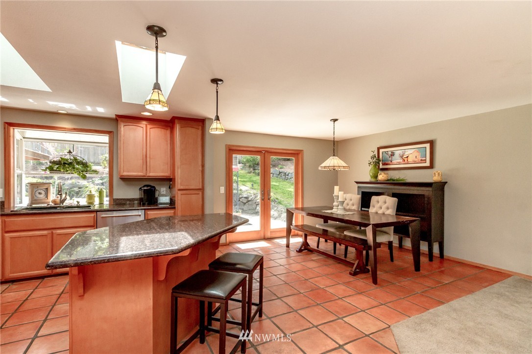 12507 Southeast 96th Place Renton, WA 98056 - Photo 2 of 25 Gallery Image 2