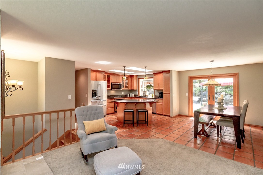 12507 Southeast 96th Place Renton, WA 98056 - Photo 7 of 25 Gallery Image 7