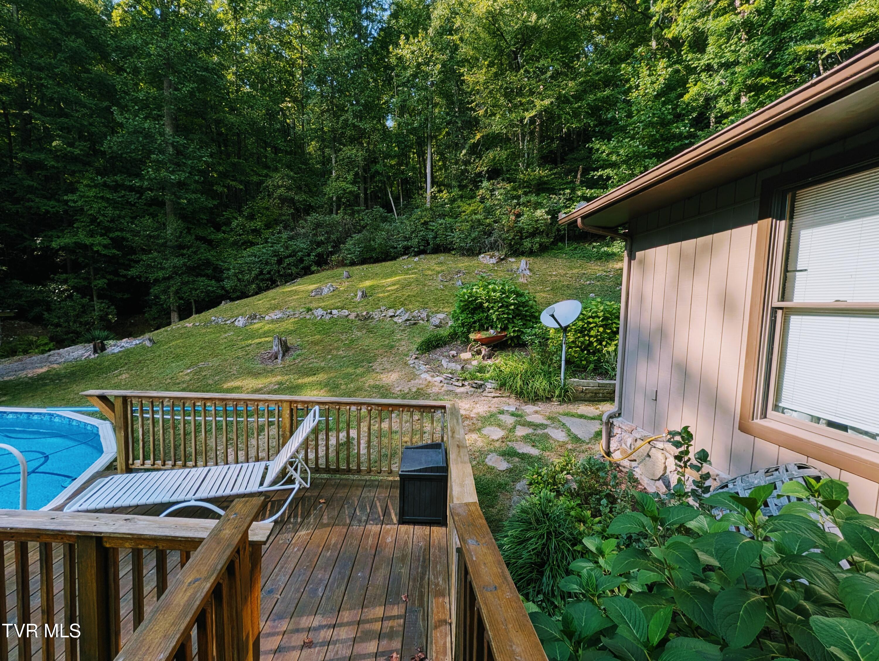 556 Racking Rock Road Clintwood, VA 24228 - Photo 12 of 56 9984