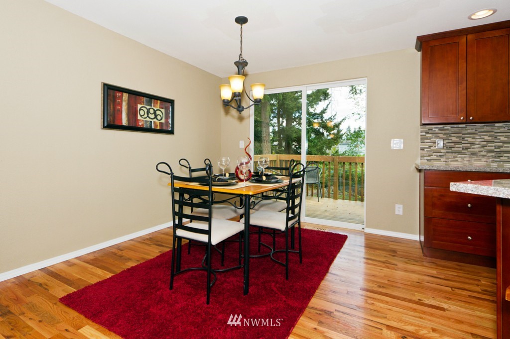 3019 169th Street Southeast Bothell, WA 98012 - Photo 3 of 15 Gallery Image 3