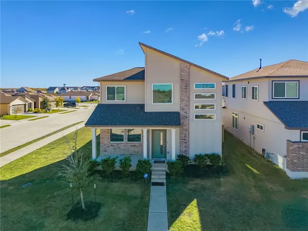 $2,050 | 714 Granger Lane, College Station, TX 77845