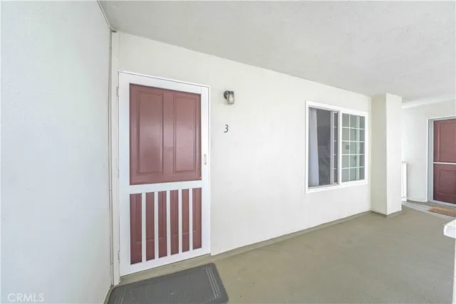$2,700 | 222 20th Street, Unit 3, Huntington Beach, CA 92648