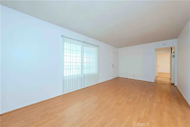 $2,700 | 222 20th Street, Unit 3, Huntington Beach, CA 92648