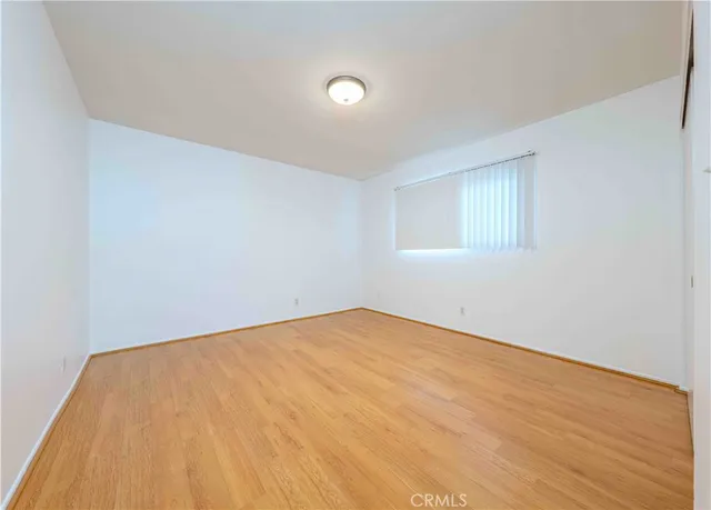 $2,700 | 222 20th Street, Unit 3, Huntington Beach, CA 92648