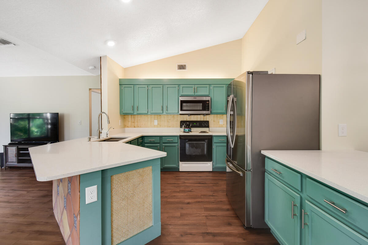 12792 Old Indiantown Road Jupiter, FL 33478 - Photo 6 of 60 OPEN KITCHEN