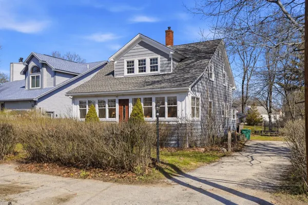 $379,000 | 33 Walnut Street, Rochester, NH 03867