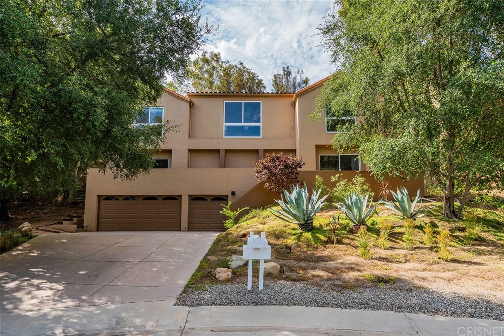 11 Bridle Lane Bell Canyon, CA 91307 - Photo 1 of 44