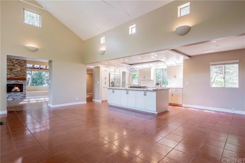 11 Bridle Lane Bell Canyon, CA 91307 - Photo 6 of 44