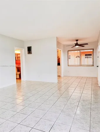 $1,800 | 505 South Ocean Drive, Unit A1, Hollywood, FL 33019