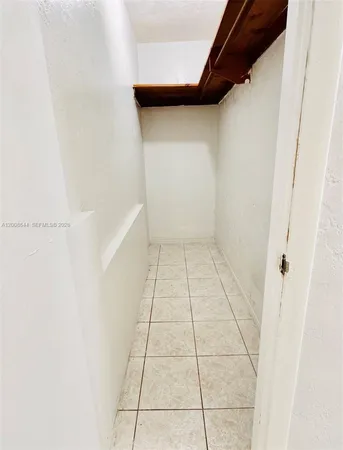 $1,800 | 505 South Ocean Drive, Unit A1, Hollywood, FL 33019