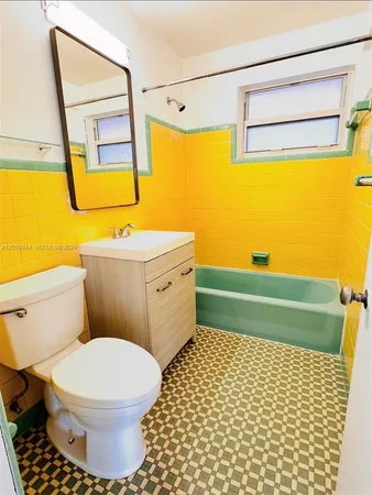 $1,800 | 505 South Ocean Drive, Unit A1, Hollywood, FL 33019
