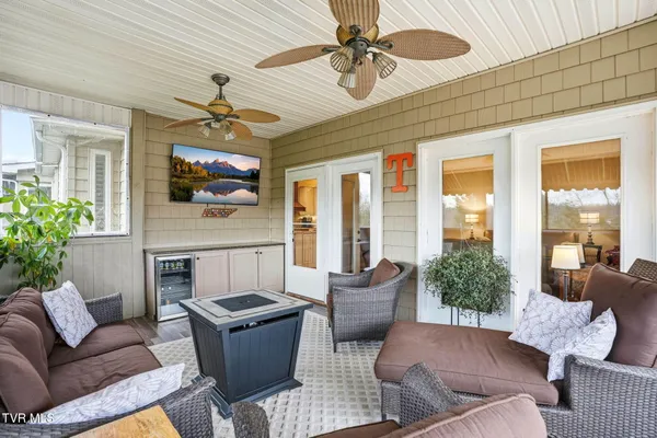 $529,000 | 34 Whitehall, Unit 34, Bristol, TN 37620