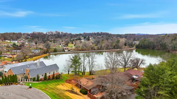 $529,000 | 34 Whitehall, Unit 34, Bristol, TN 37620