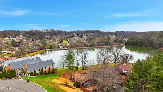 $565,000 | 34 Whitehall, Unit 34, Bristol, TN 37620
