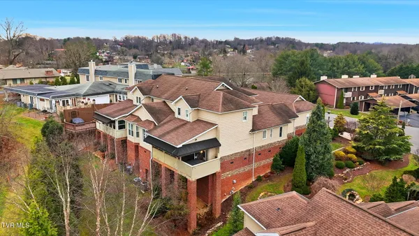 $529,000 | 34 Whitehall, Unit 34, Bristol, TN 37620