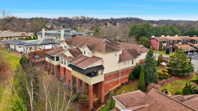 $565,000 | 34 Whitehall, Unit 34, Bristol, TN 37620