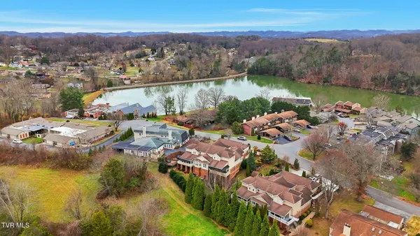 $529,000 | 34 Whitehall, Unit 34, Bristol, TN 37620