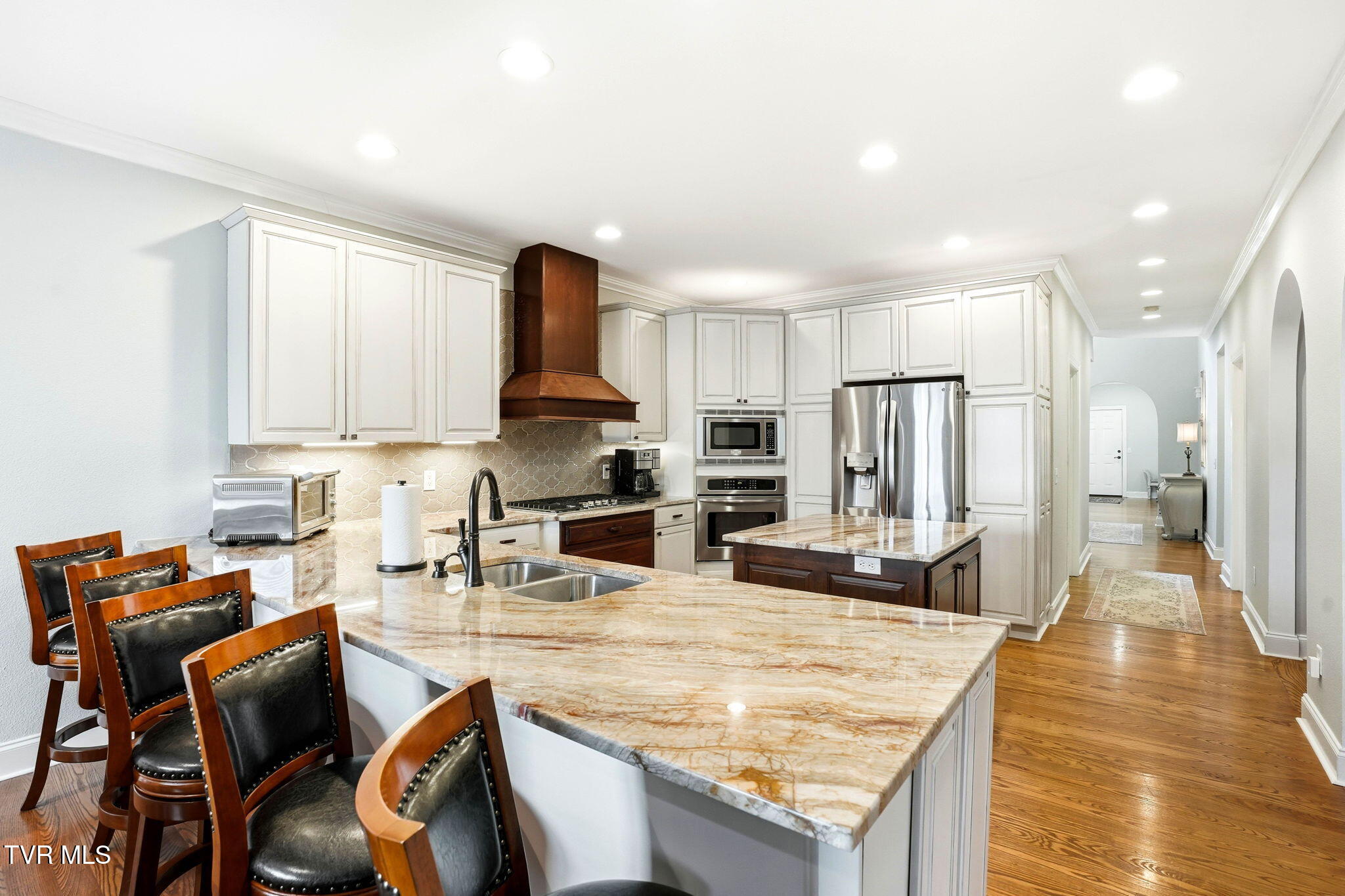 34 Whitehall, Unit 34 Bristol, TN 37620 - Photo 8 of 44 8-web-or-mls-34 Whitehall-8