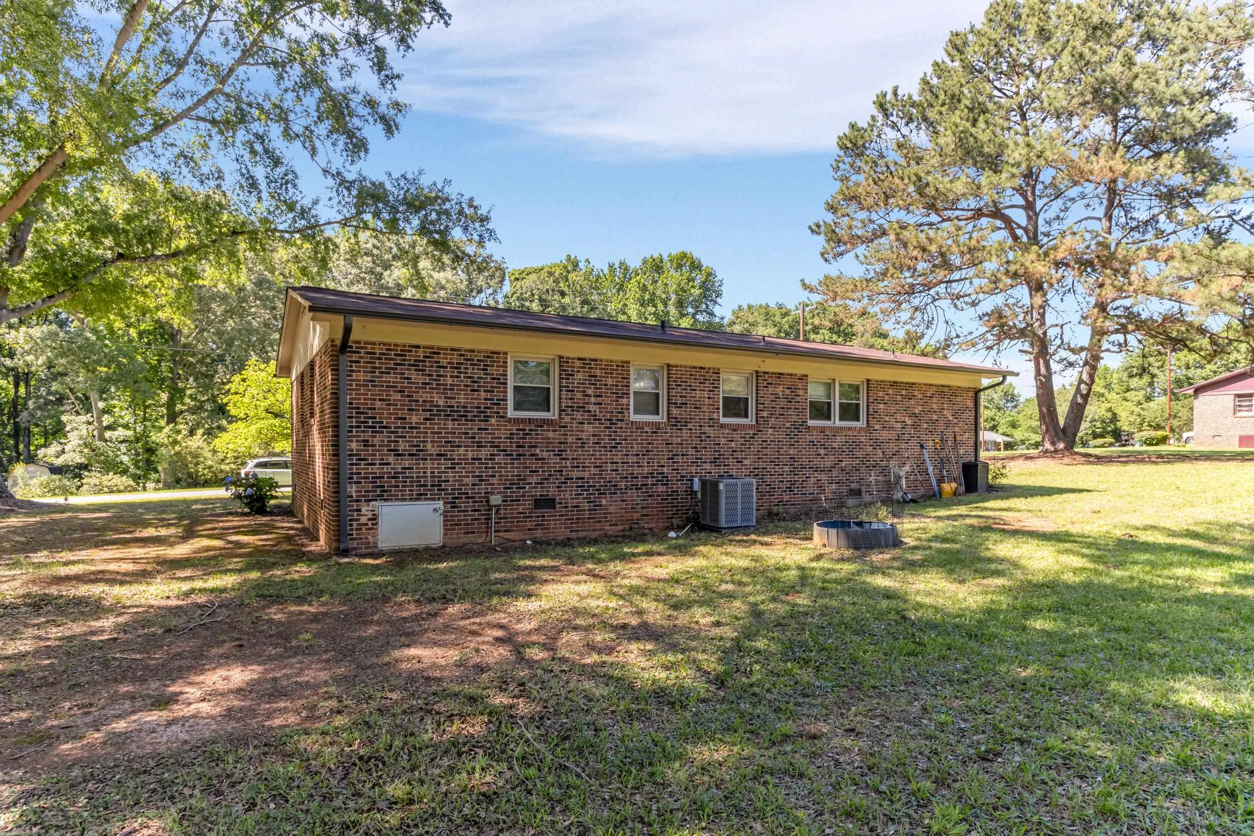 107 State Rd S-11-516 Blacksburg, SC 29702 - Photo 21 of 27