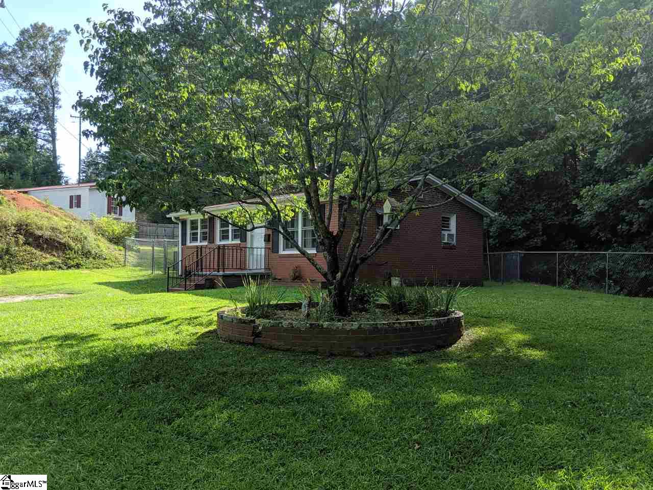 230 State Rd S-42-2985 Landrum, SC 29356 - Photo 13 of 36