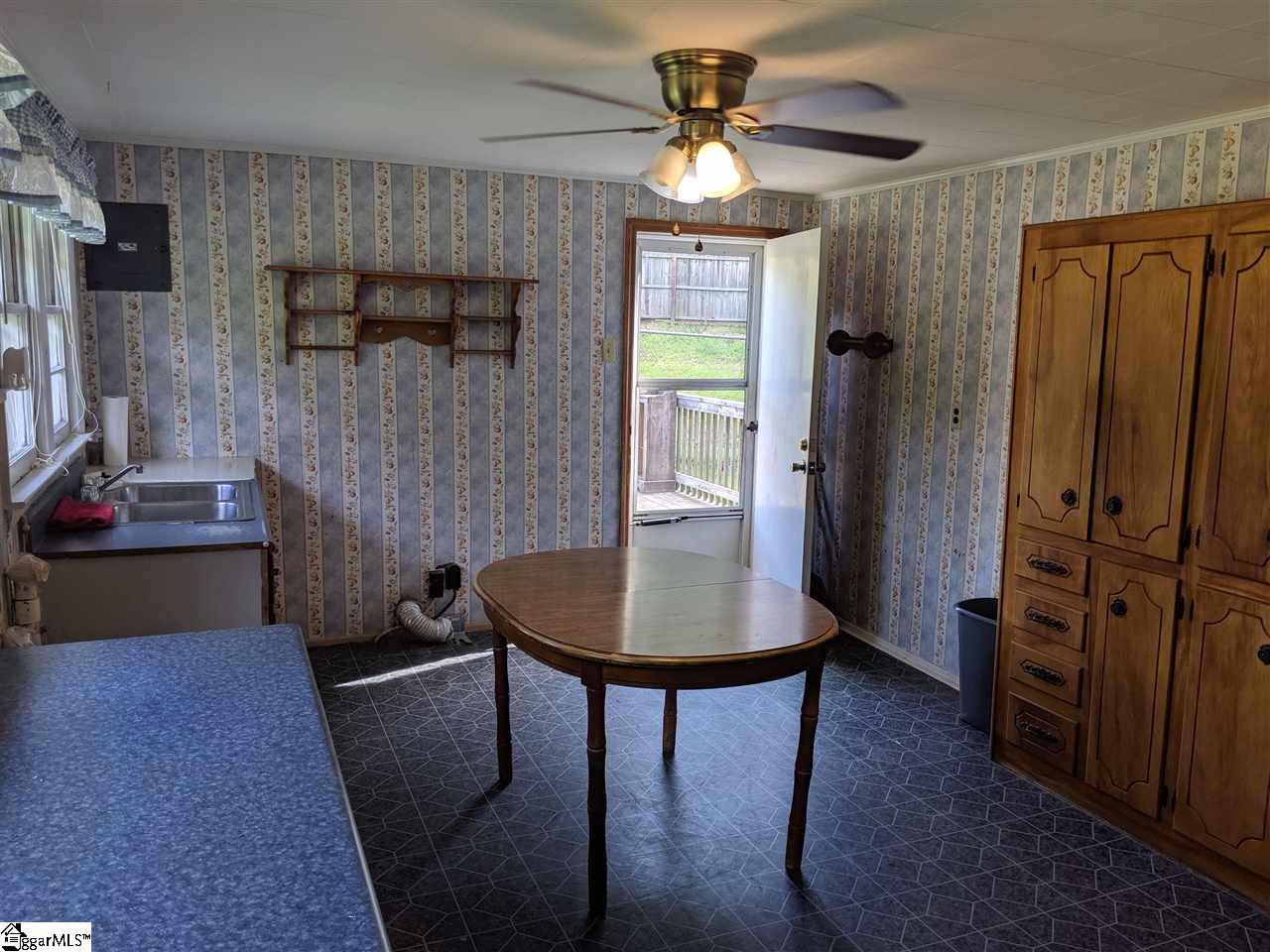230 State Rd S-42-2985 Landrum, SC 29356 - Photo 18 of 36