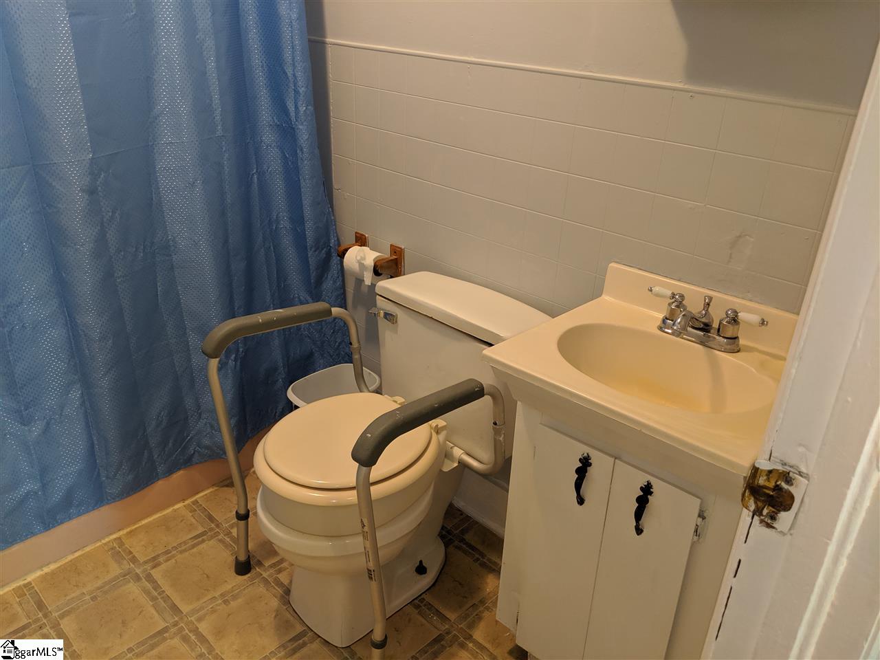 230 State Rd S-42-2985 Landrum, SC 29356 - Photo 25 of 36