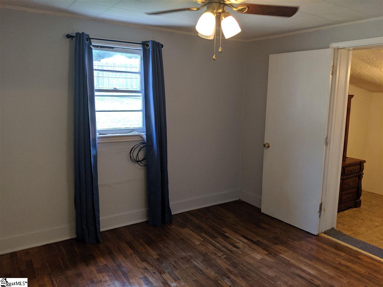 230 State Rd S-42-2985 Landrum, SC 29356 - Photo 27 of 36