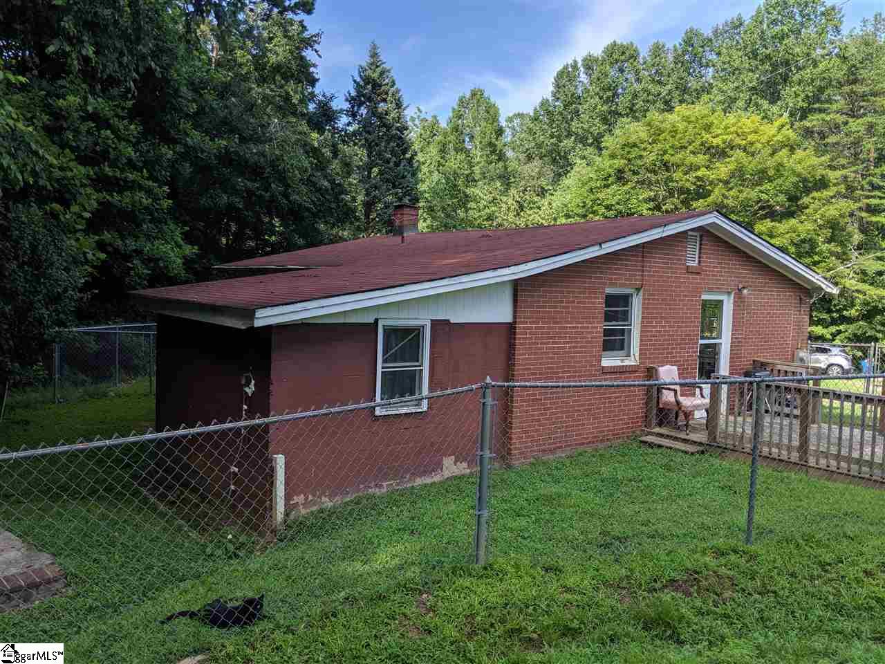 230 State Rd S-42-2985 Landrum, SC 29356 - Photo 7 of 36