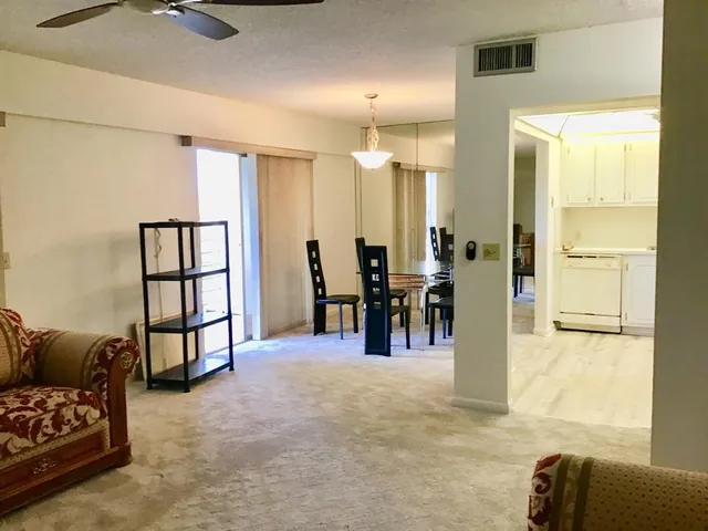 $1,500 | 204 Preston Way, Unit 204, Boca Raton, FL 33434
