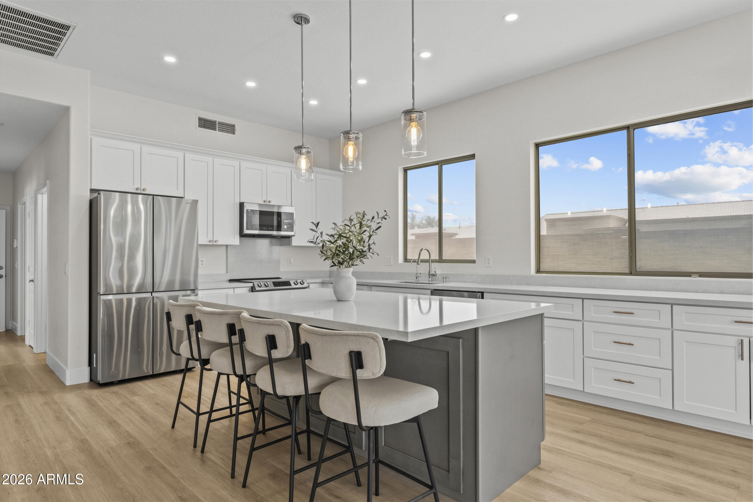 21702 North 67th Lane Glendale, AZ 85308 - Photo 9 of 37