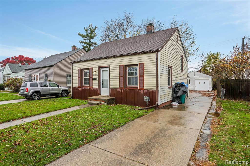 22167 Rausch Avenue Eastpointe, MI 48021 - Photo 4 of 21