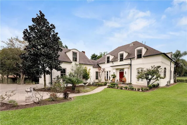 $847,000 | 15 Muirfield Place, New Orleans, LA 70131