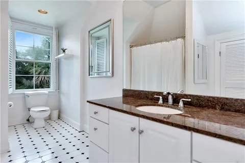 $847,000 | 15 Muirfield Place, New Orleans, LA 70131