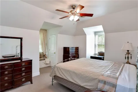 $847,000 | 15 Muirfield Place, New Orleans, LA 70131