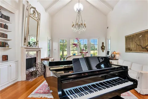 $847,000 | 15 Muirfield Place, New Orleans, LA 70131