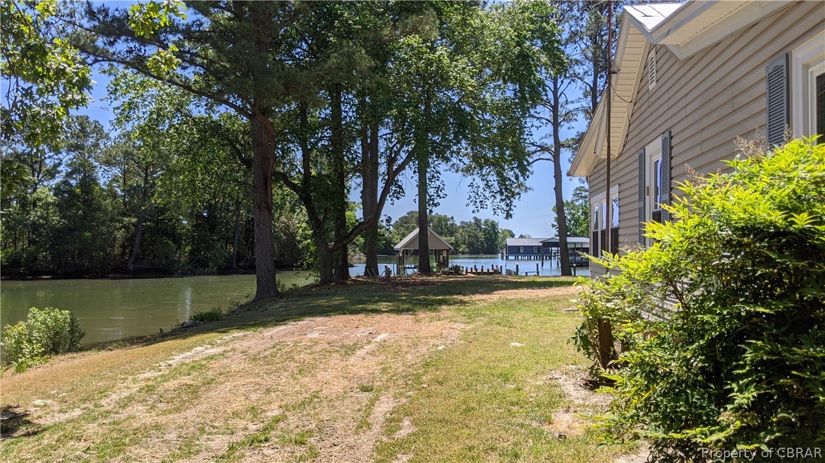 4543 John's Point Road Gloucester, VA 23061 - Photo 12 of 30