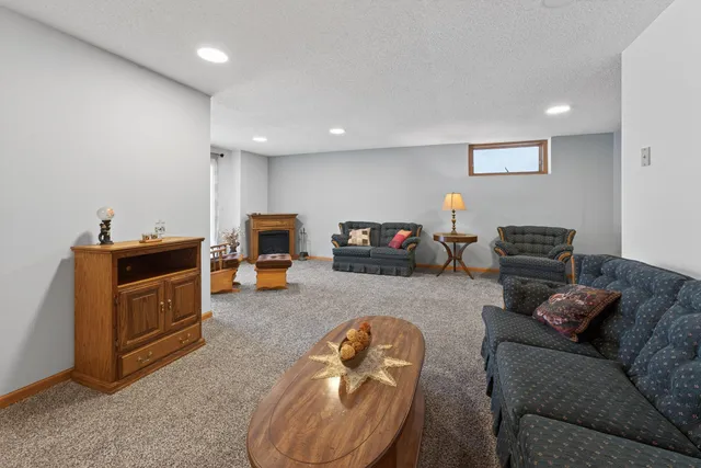 $324,900 | 7906 Birchview Road, Grasston, MN 55030