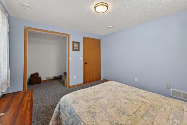 $324,900 | 7906 Birchview Road, Grasston, MN 55030