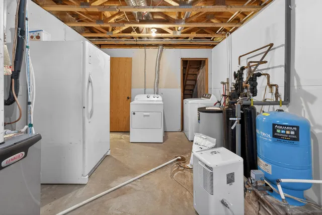 $324,900 | 7906 Birchview Road, Grasston, MN 55030