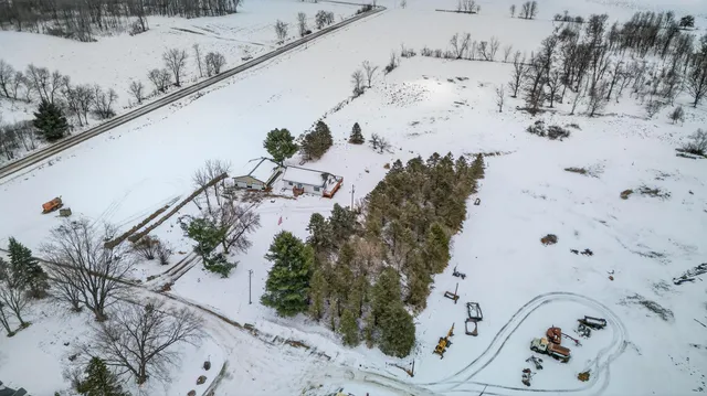 $324,900 | 7906 Birchview Road, Grasston, MN 55030