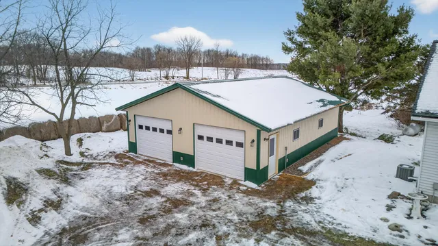 $324,900 | 7906 Birchview Road, Grasston, MN 55030