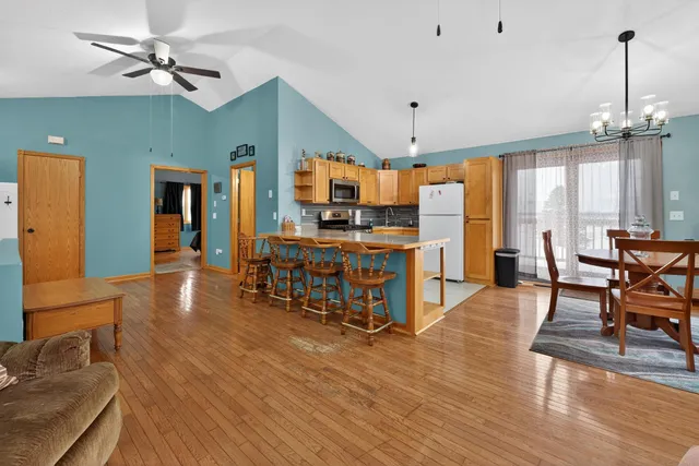 $324,900 | 7906 Birchview Road, Grasston, MN 55030