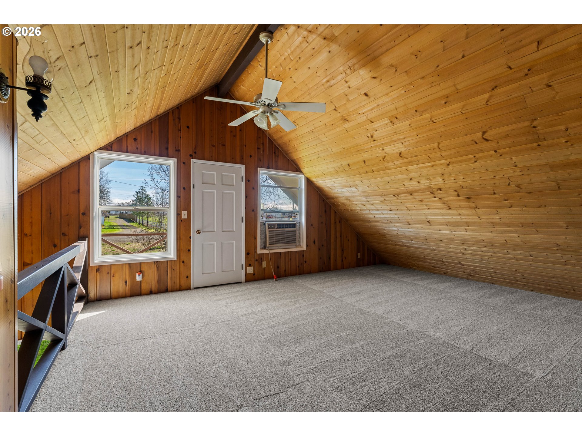 200 Sierra Drive Eagle Point, OR 97524 - Photo 18 of 23 Loft