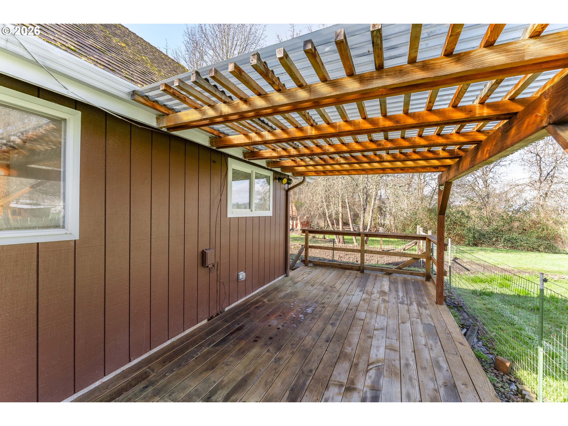 200 Sierra Drive Eagle Point, OR 97524 - Photo 4 of 23 Porch