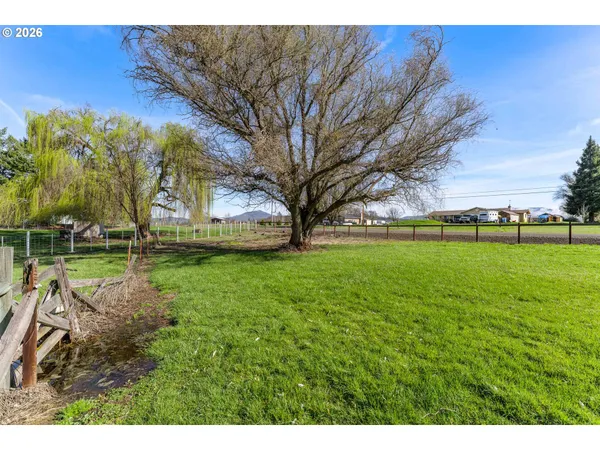 $449,000 | 200 Sierra Drive, Eagle Point, OR 97524