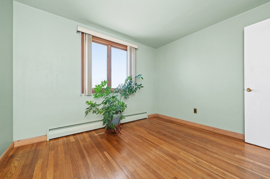 233 Temple Road Waltham, MA 02452 - Photo 26 of 36