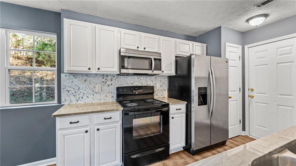 405 Christopher Lane Canton, GA 30114 - Photo 10 of 35