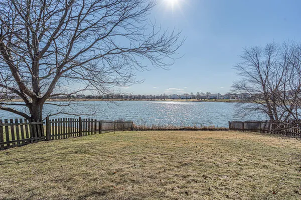 $3,200 | 1421 Aster Lane, Bolingbrook, IL 60490