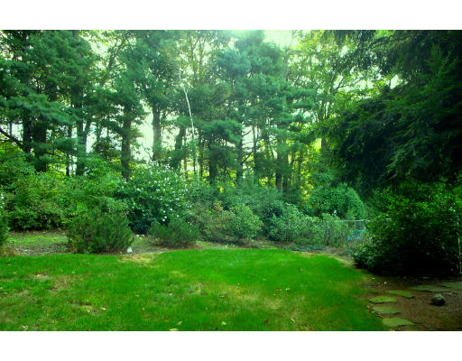 44 Westerly Road Weston, MA 02493 - Photo 16 of 16 Gallery Image 16